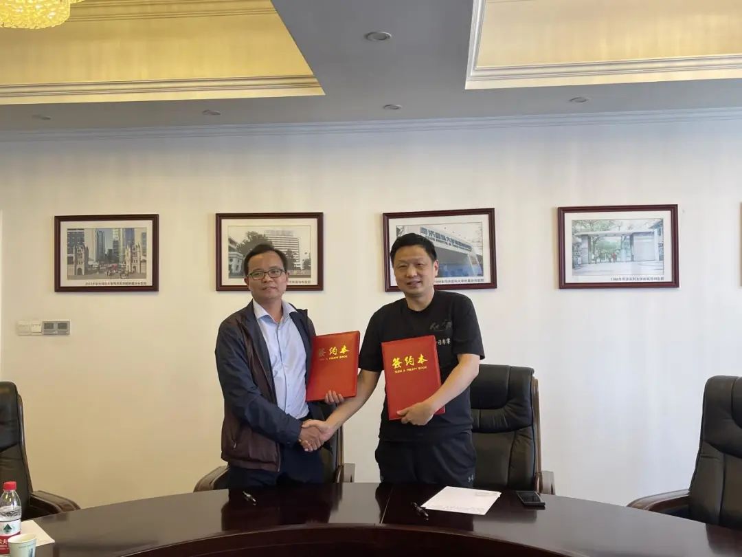 97�������ҽҩ�뻪�пƼ���ѧͬ��ҽѧԺ����Э��ҽԺǩ��ս�Ժ���Э��